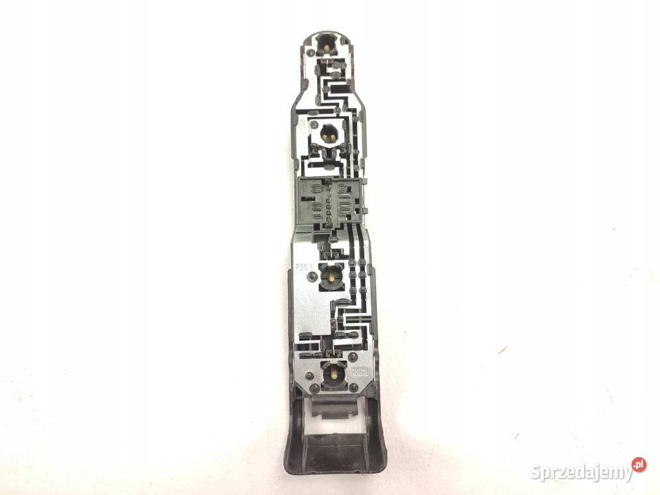 WKŁAD LAMPY PRAWY TYŁ FORD SIERRA KOMBI 19821991 osobowe
