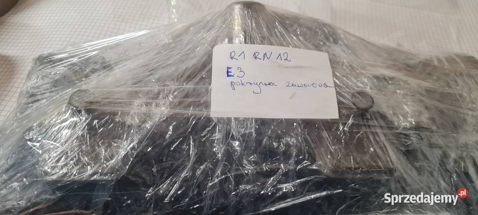 Yamaha R1 RN 12 pokrywa zaworowa