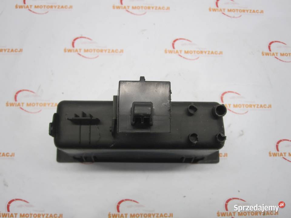 OPEL VIVARO B 16r półka schowek 684750562R Kielce