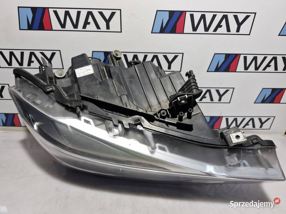 BMW F30 F31 LAMPA PRAWA PRAWY PRZÓD XENON