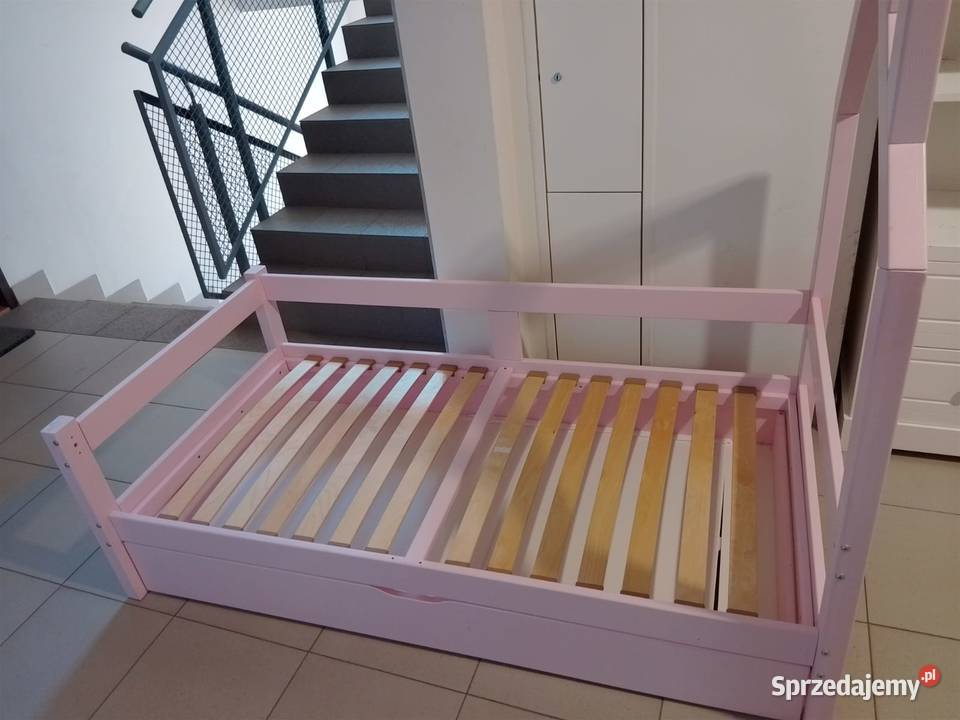 Łóżko domek 80x160 różowe drewniane Warszawa sprzedam
