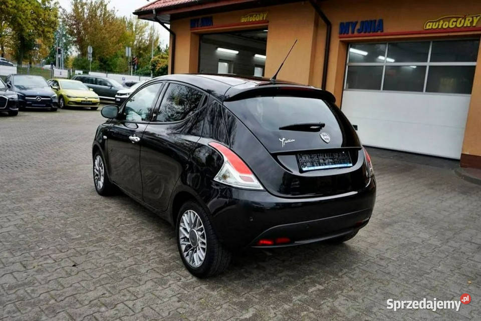 Lancia Ypsilon 900i Klima alu 86 2012r Płock