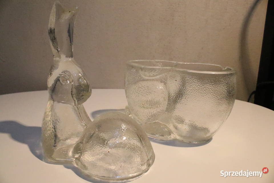 Szklany królik z jajkiem PRL bombonierka Porcelana i szkło Wrocław
