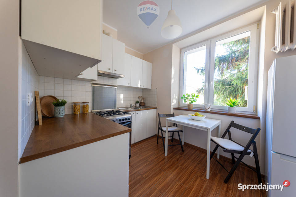 Na sprzedaż Mieszkanie w kamienicy Sprzedaż Warszawa sprzedam