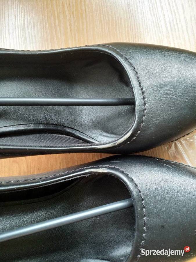 Buty na obcasie 40