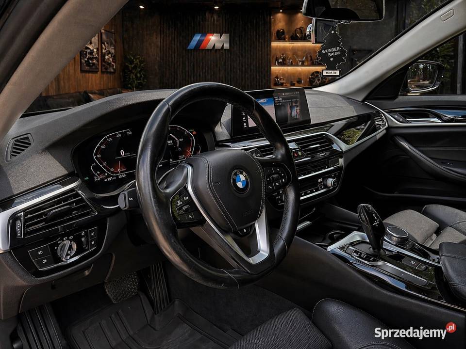 BMW Seria 5 520d Touring Sport Line automatyczna Motoryzacja Zawiercie