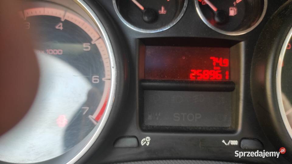 Peugeot 308 2008 r 16 benzyna wielkopolskie