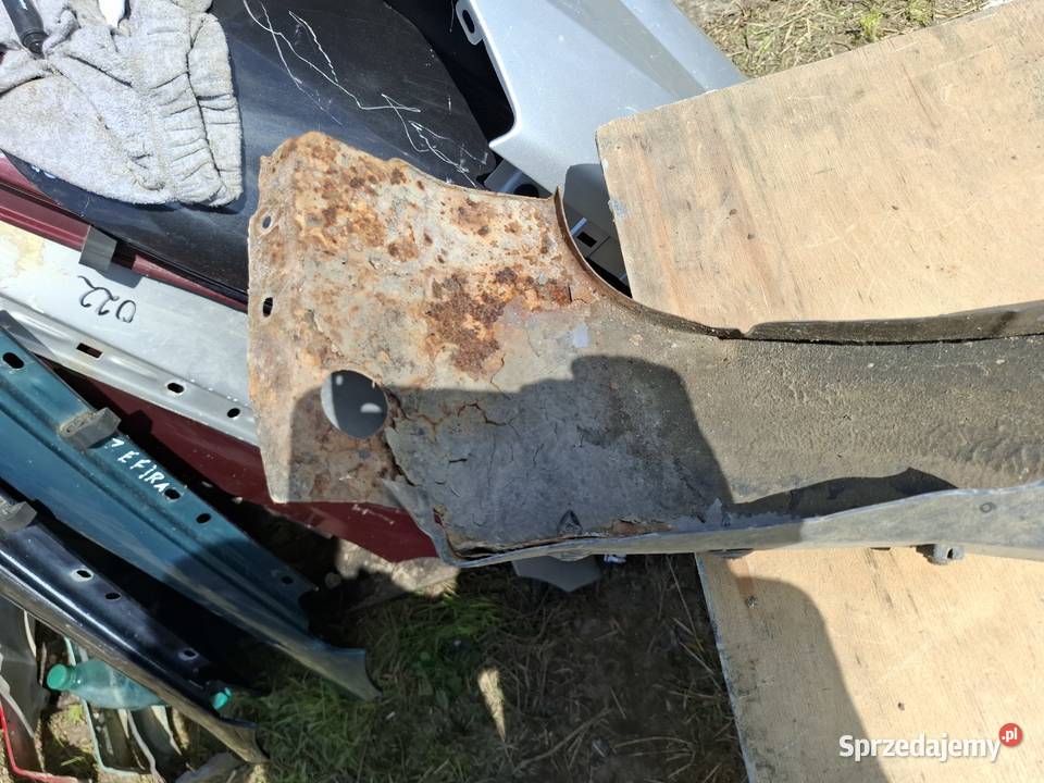 Błotnik Lewy Mazda III lubelskie Wisznice