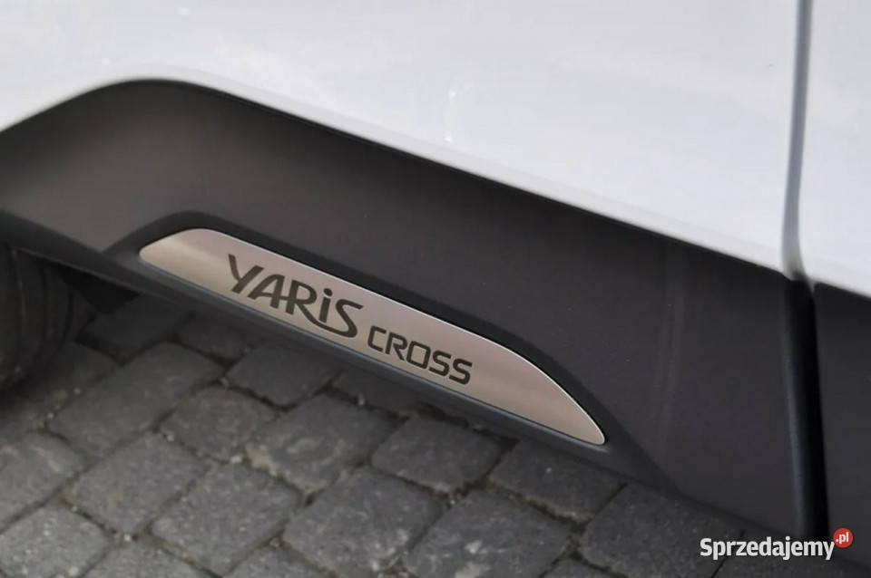 Toyota Yaris TOYOTA YARIS 15 HEV HYBRYD 13 Nowy Warszawa