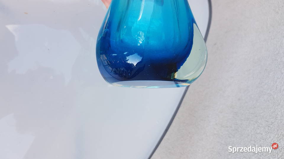 Stary szklany turkusowy wazon z PRL Myszków sprzedam