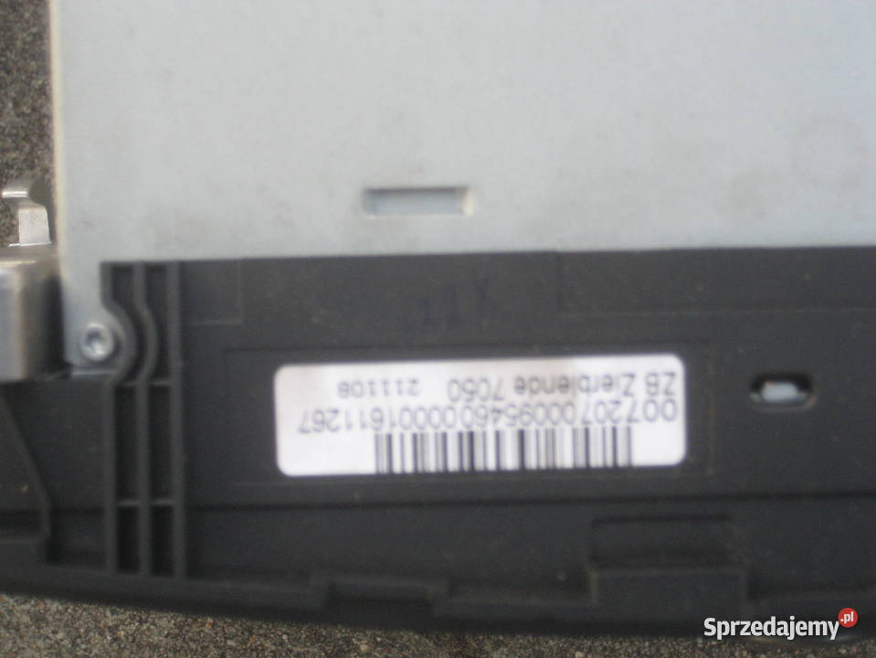 mercedes 204 c klasa 0710r radio nawigacja Nawigacje fabryczne Rakoniewice