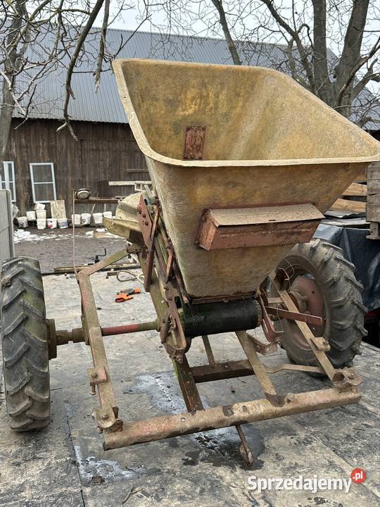 Rozsiewacz Kos Skalbmierz sprzedam