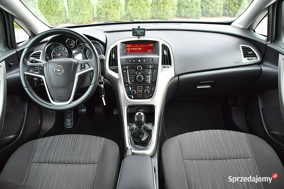 Opel Astra 14 16v Alu Klima Gwarancja J 20092019 VAT marża Astra Nowe Kucice