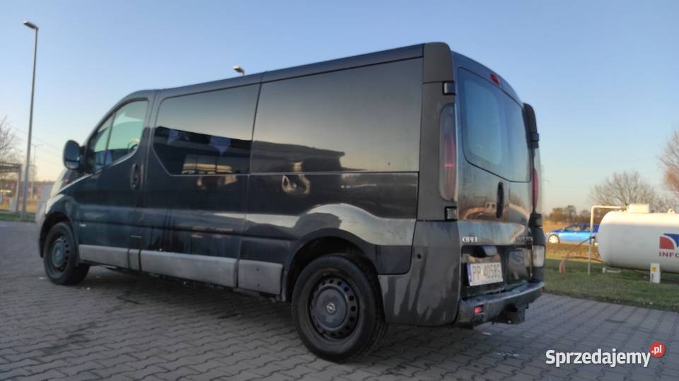Opel Vivaro 19 dCi 120 2005 6 Osobowy 1900cm3 Chodzież