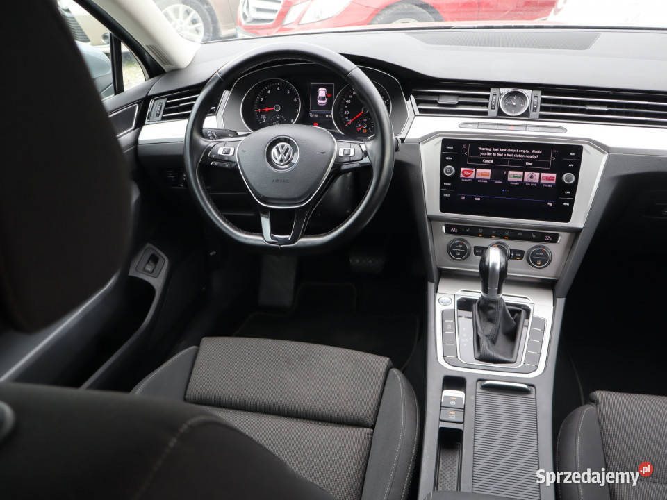 VW Passat 15 TSI Rok produkcji 2019 Katowice