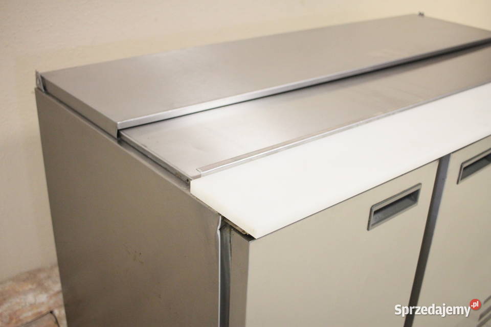 Stół chłodniczy 3 drzwiowy STALGAST sprzedam
