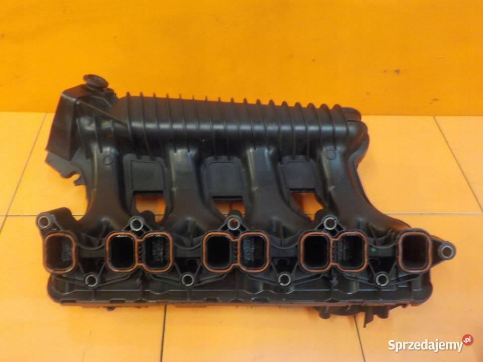 MERCEDES W204 18 CGI 11r 156 271 kolektor ssacy mazowieckie Suków sprzedam