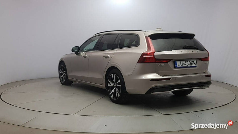 Volvo V60 B4 D Plus Dark Z Polskiego Salonu kurtyny powietrzne Warszawa sprzedam
