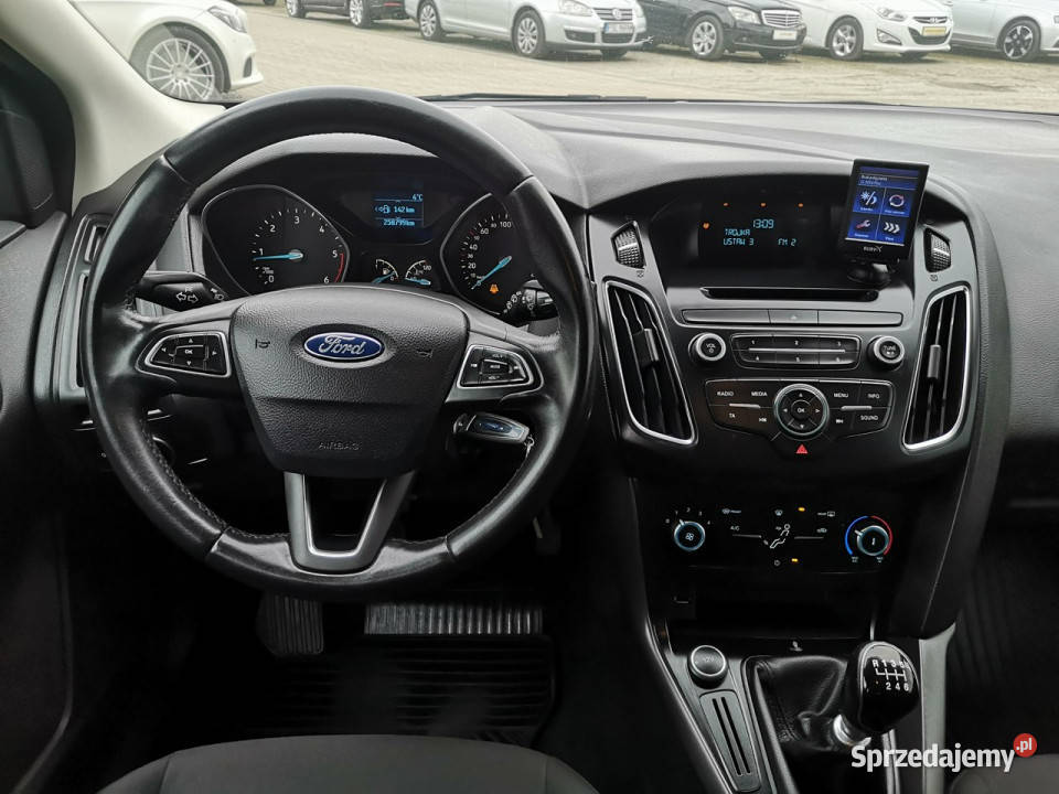 Ford Focus 15TDCI 115 Klima Parktronik Salon Focus dolnośląskie Strzegom