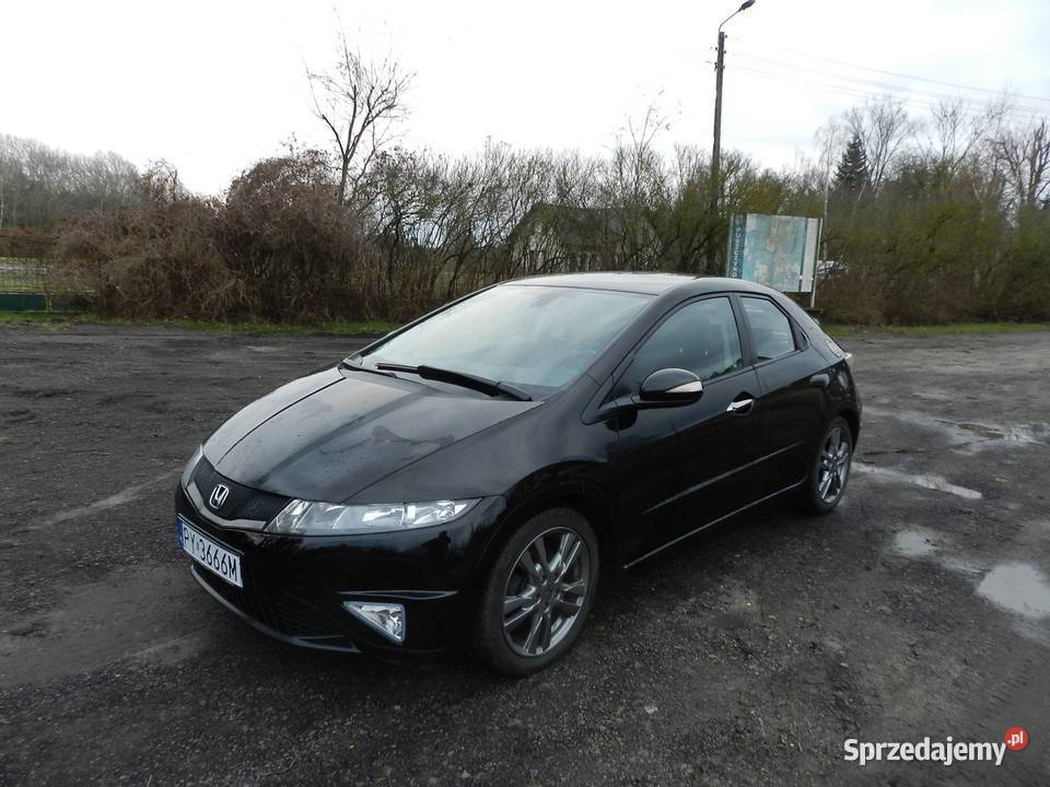 Honda Civic VIII piękne Czarne UFO 18 stan