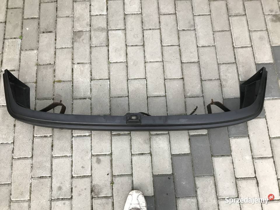 Zderzak tylni P4 Fiat 126p z mocowaniami Włoszczowa