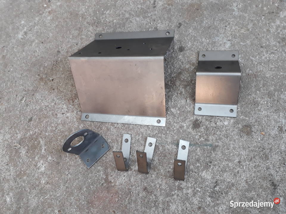 Blachy pod lampy na błotniki Ursus C 325 C325 Ursus wielkopolskie Słupca