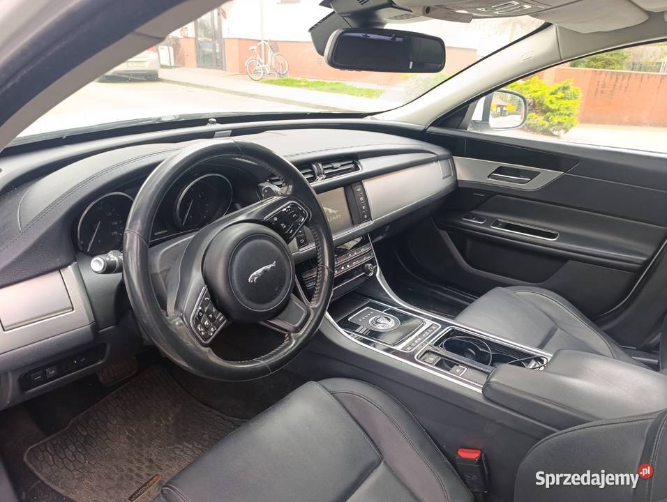 ładny XF 20 benzyna zarejestrowany Wrocław