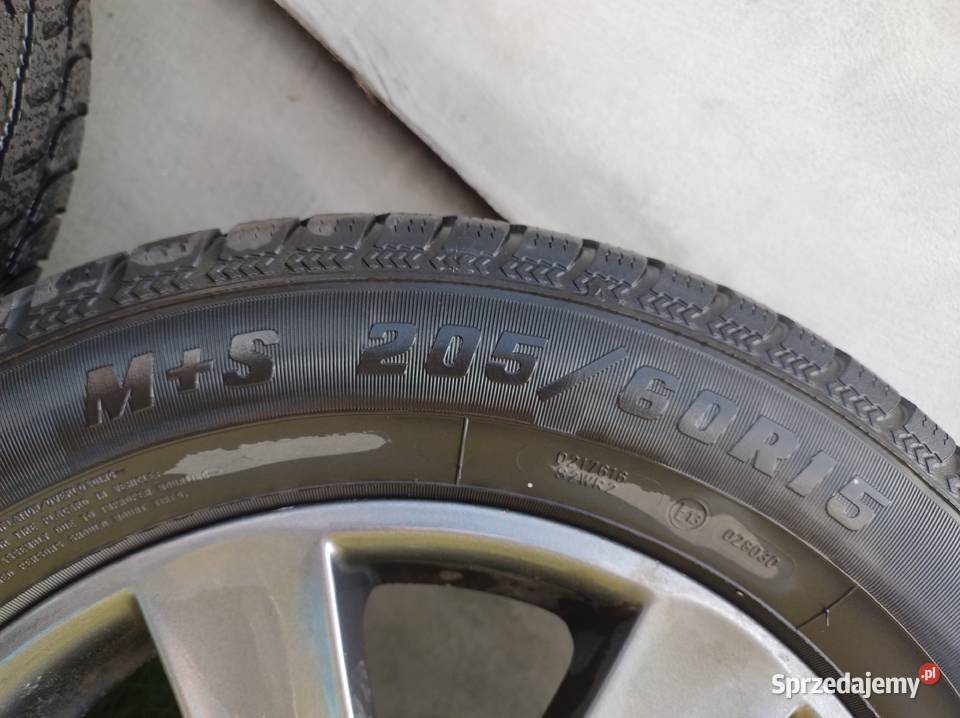 Alufelgi z oponami sprzedam Bełchatów