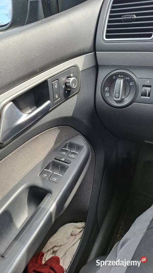 VW Touran 7 osobowy Volkswagen śląskie Cynków sprzedam