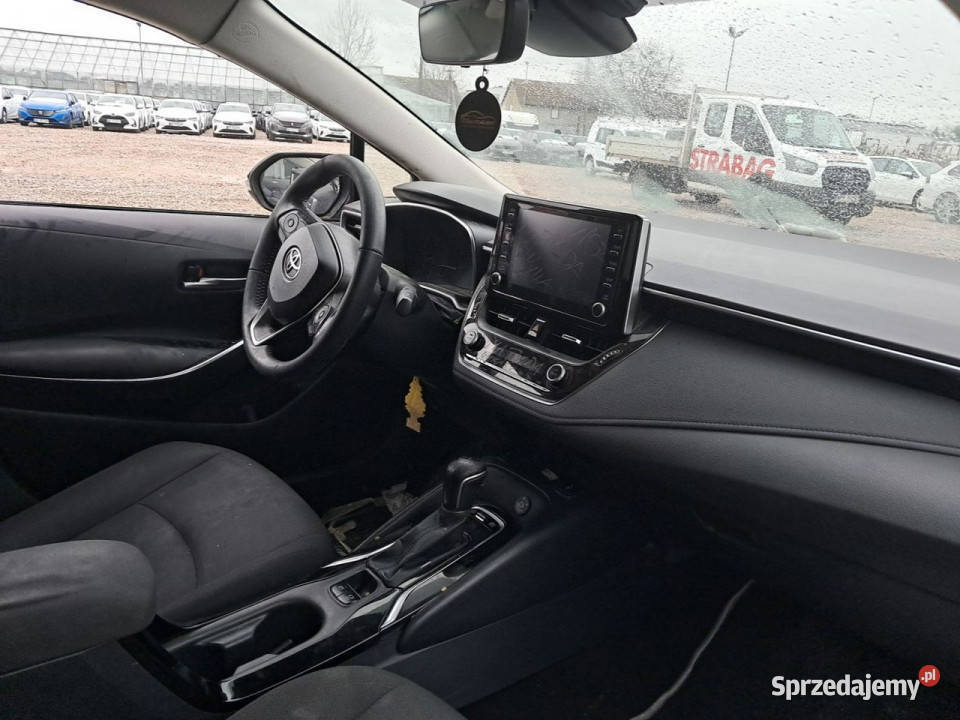 Toyota Corolla Seria E16 2012 Sedan / Limuzyna Komorniki