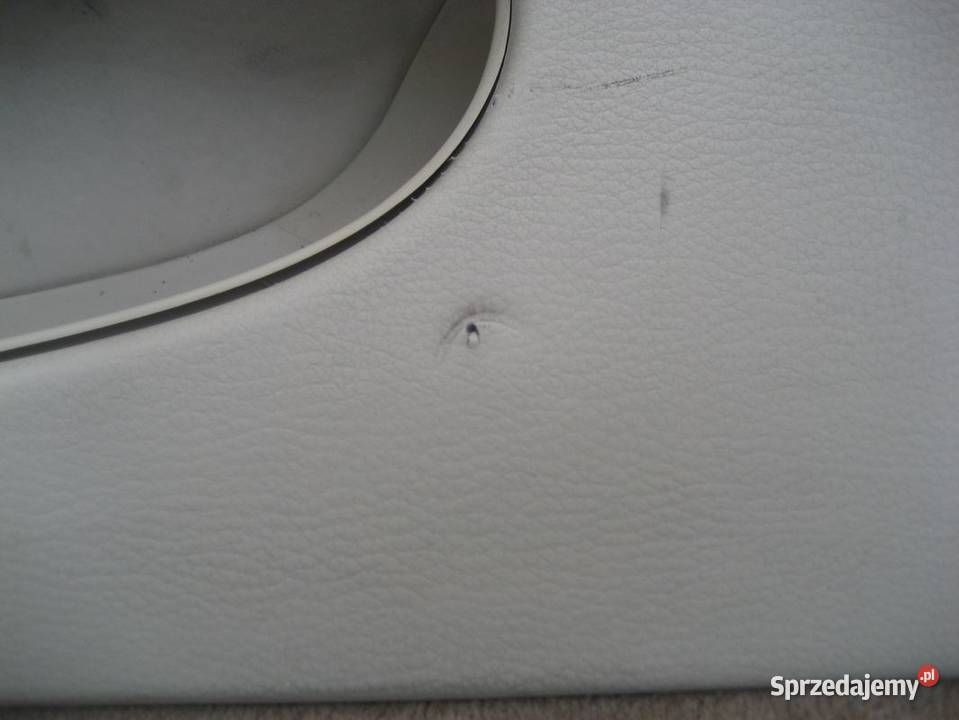 volvo c70 9805r boczek tapicerka drzwi prawa sprzedam