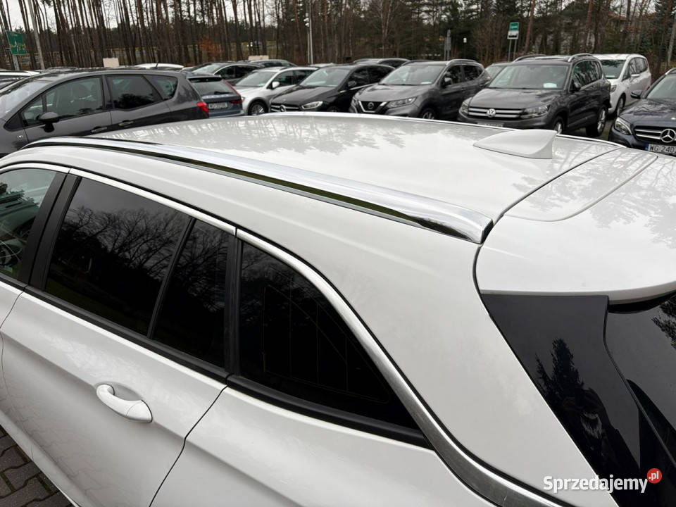 Opel Astra 14 150 Klimatyzacja automatyczna światła do jazdy dziennej Lipówki