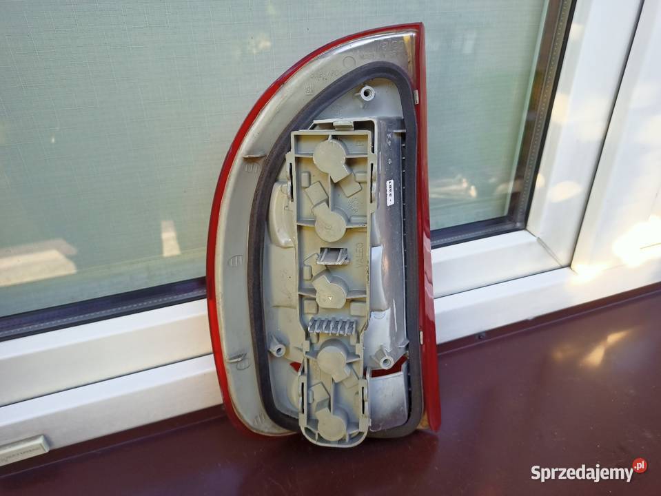 Opel Corsa B 5D lampa tył tylna prawa wkład Sieradz