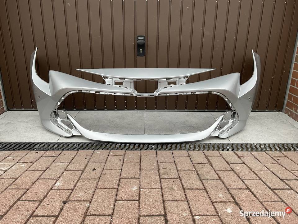 Toyota Corolla E21 ZDERZAK PRZÓD PDC Pleszew