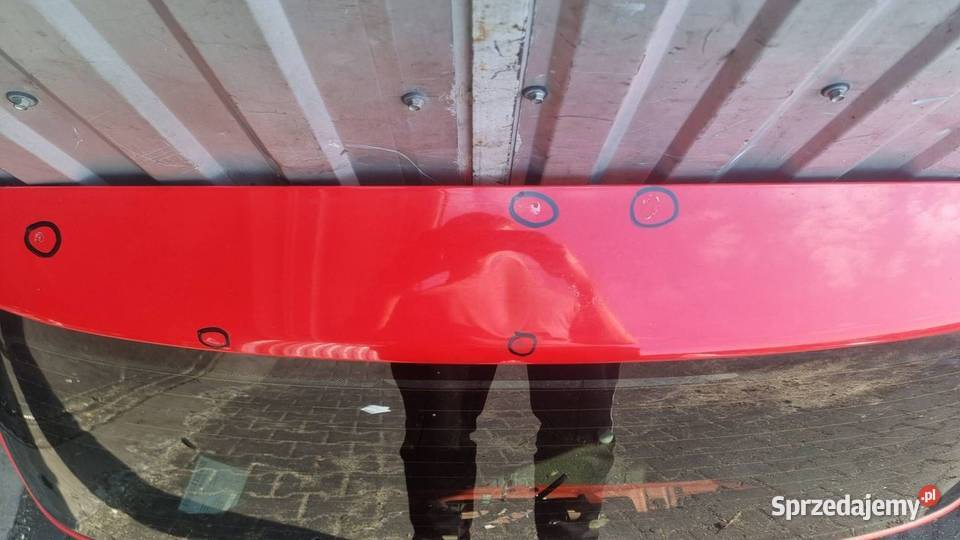 KLAPA VOLKSWAGEN GOLF 4 Lipno