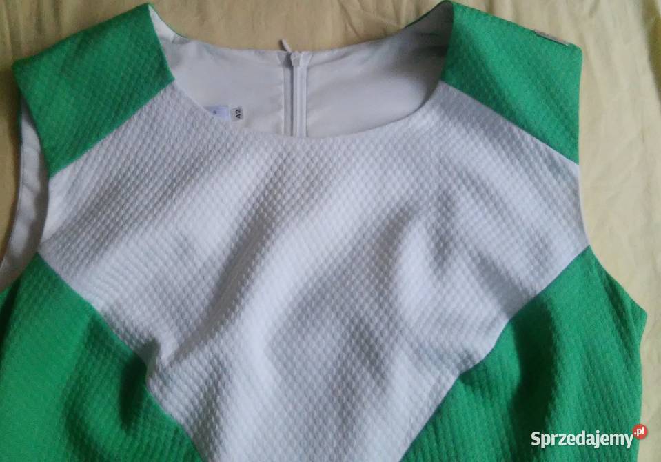 Kostium damski rozmiar 42 Rozmiar 42(XL) Moda i Styl Koszalin sprzedam