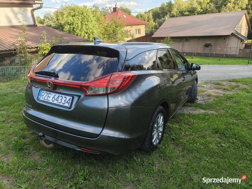 Honda Civic IX Tourer 16 iDTEC 120 2014 r kupiony w Polsce sprzedam