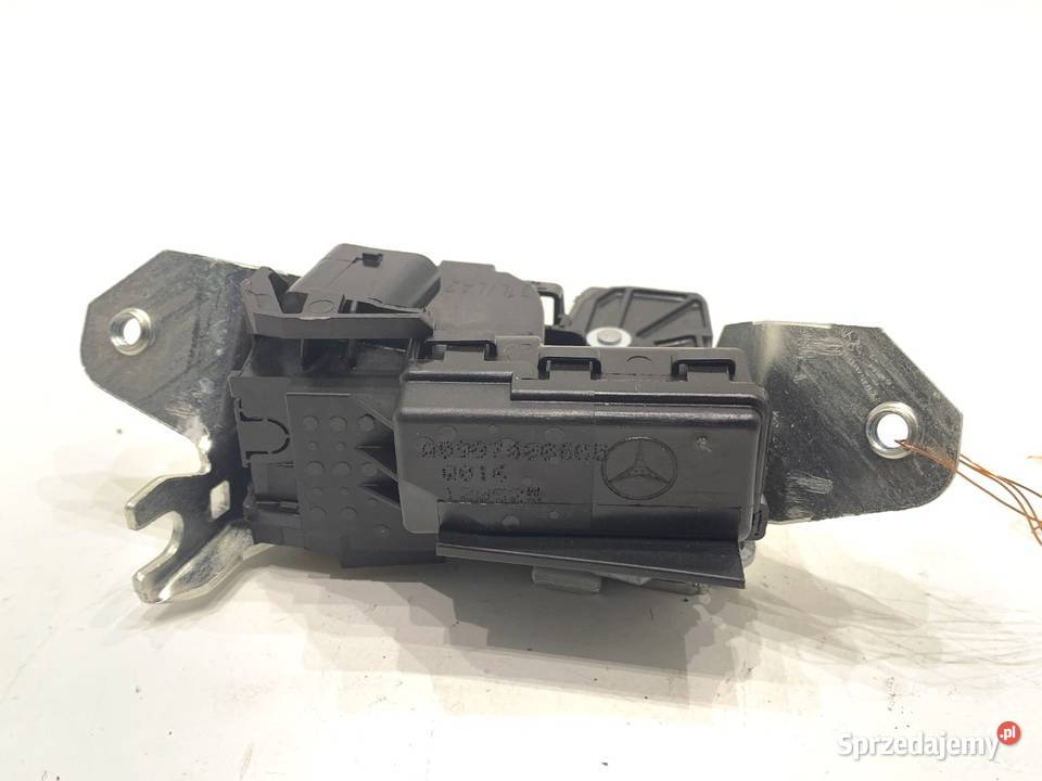 ZAMEK KLAPY TYŁ MERCEDES GLE SUV