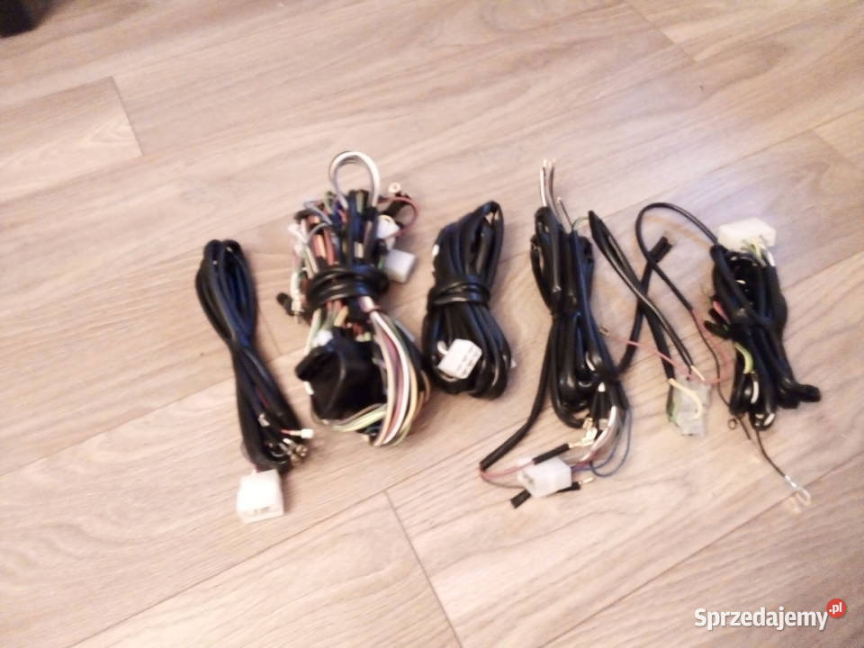 Instalacja elektryczna Farm Mot 250D kable Far Części zamienne Gdańsk