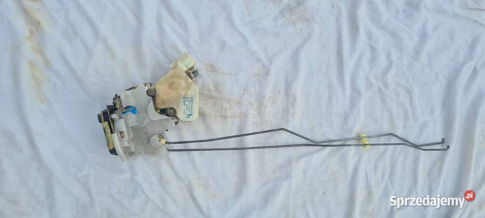 Zamek drzwi tylne lewe nissan xtrial t30 Zamki, wkładki Bydgoszcz