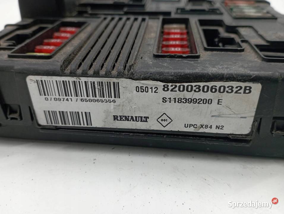 MODUŁ KOMFORTU 8200306032B UPC X84 N2 Renault