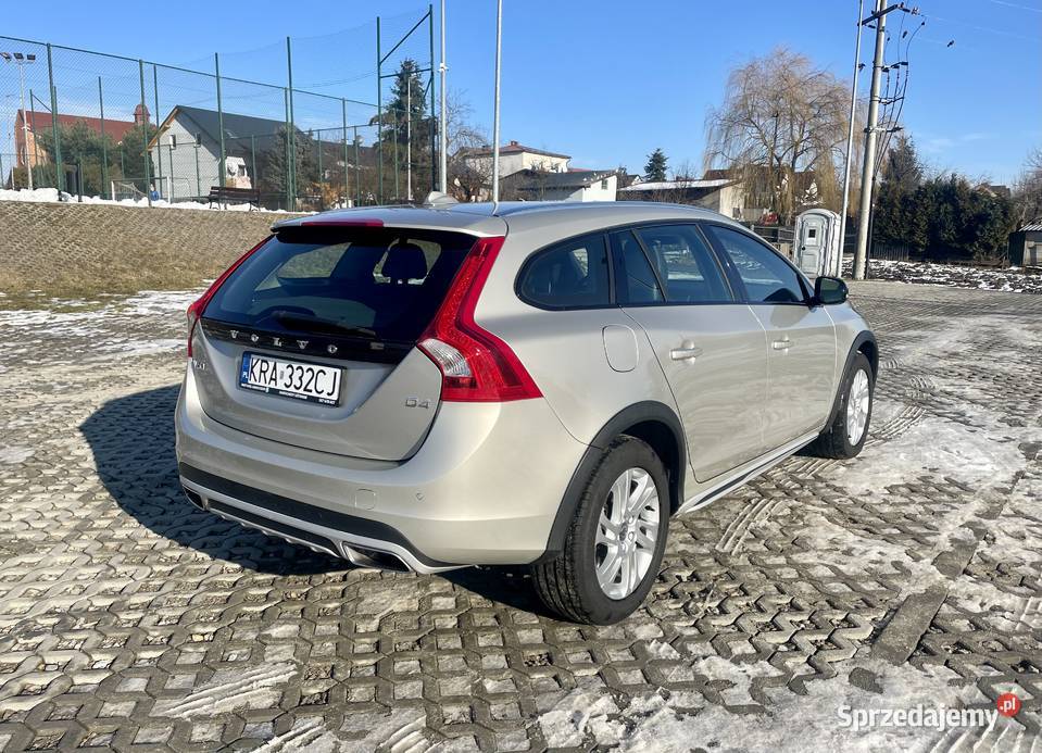 Volvo V60 cross country salon 1 właściciel Kraków sprzedam