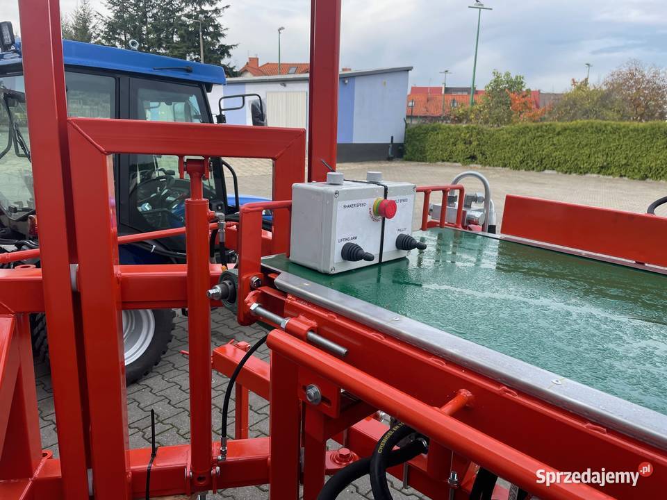 Belgijski Kombajn do zbioru porów Lauwers model Rawa Mazowiecka