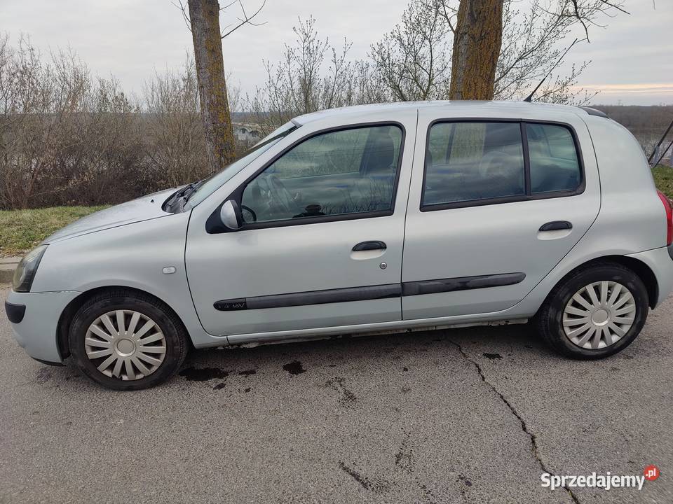 Renault Clio II 2001r 14 16V Wyszogród sprzedam