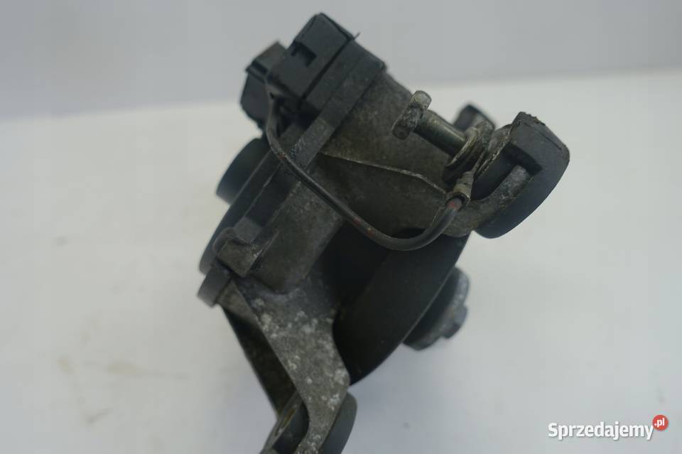 Toyota Supra III SILNICZEK PRZEDNICH WYCIERACZEK osobowe Rudka