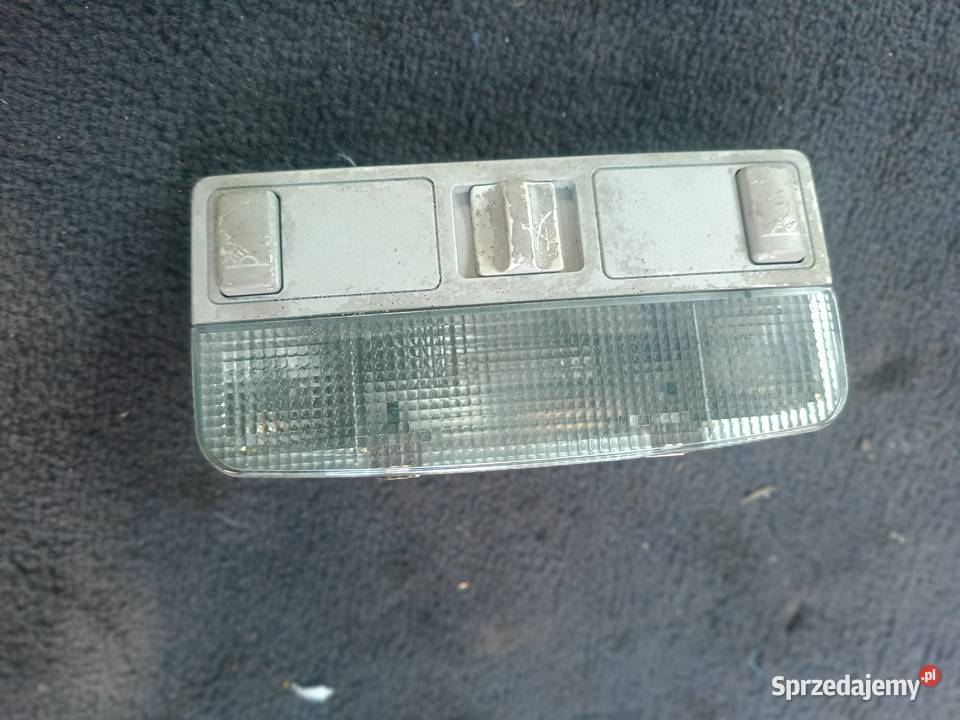 Lampka Oświetlenia Wnętrza 8D0 947 111 Y20 Audi