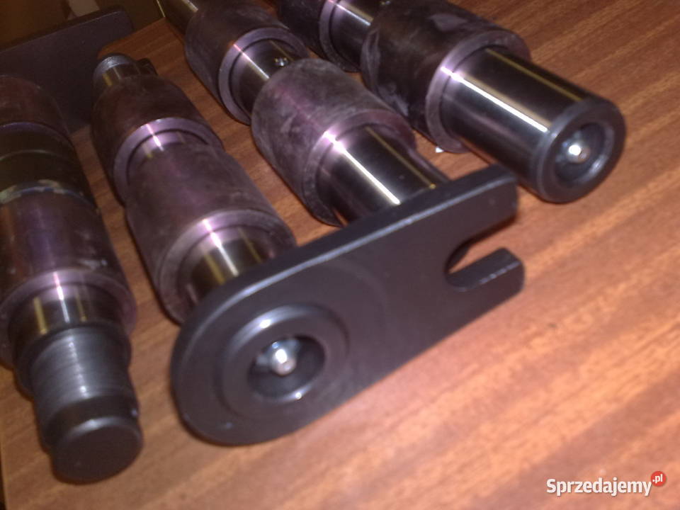 Sworznie mechanizmu łyżki tuleje tulejki sprzedam