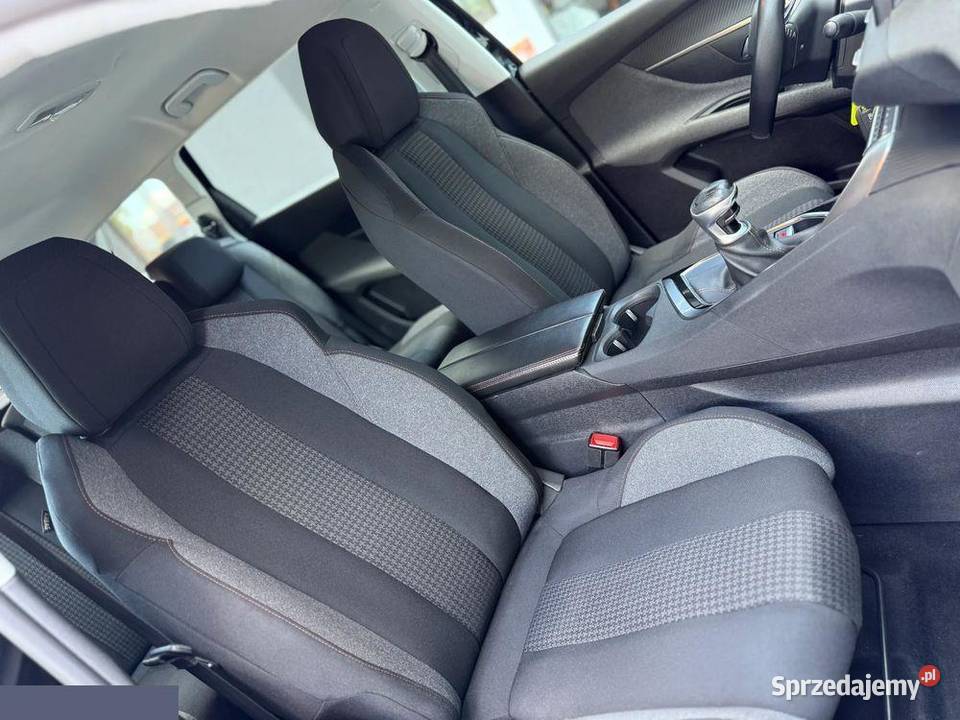 Peugeot 5008 12 PureTech Access SS 130 2019r Skarszewy