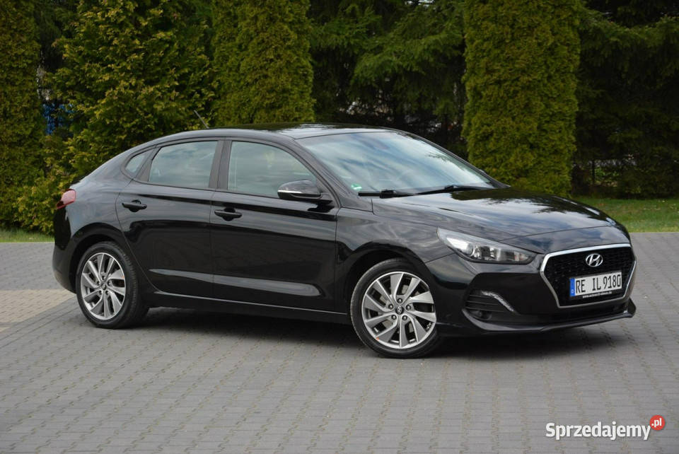 Hyundai i30 Fastback Navi Ledy Grzana Kierownica system Start-Stop i30