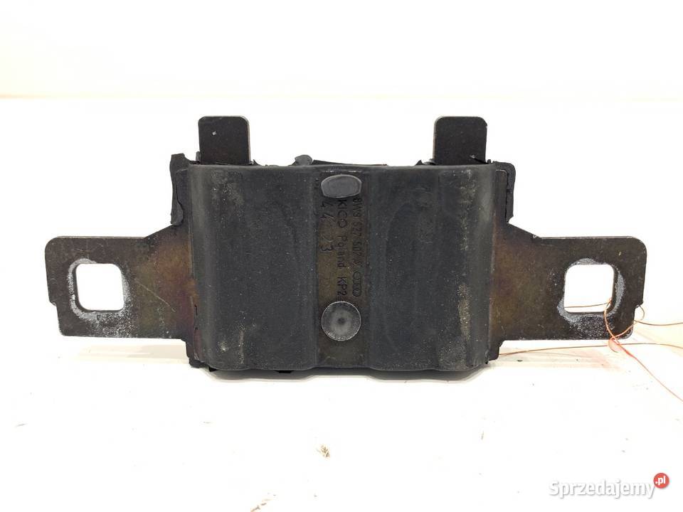 ZAMEK RYGIEL KLAPY TYŁ AUDI A4 B9 Kombi